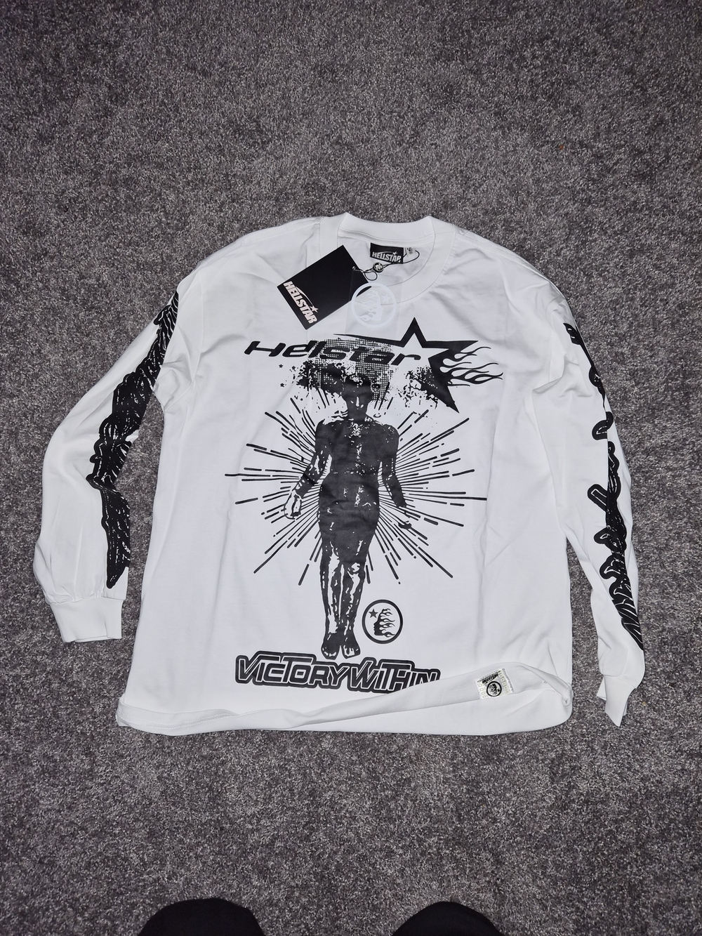 Helstar White Graphic Long-Sleeve Tee – Victory Within